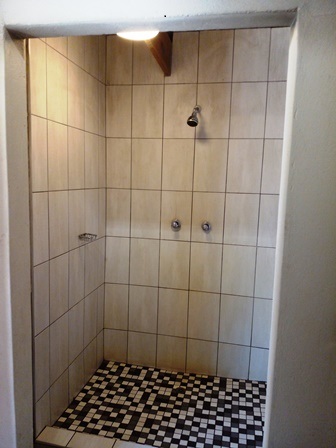 Bhanga Nek Beachside Camp shower