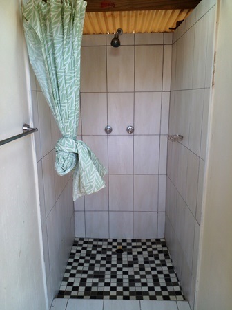Bhanga Nek Lakeside Camp bathroom