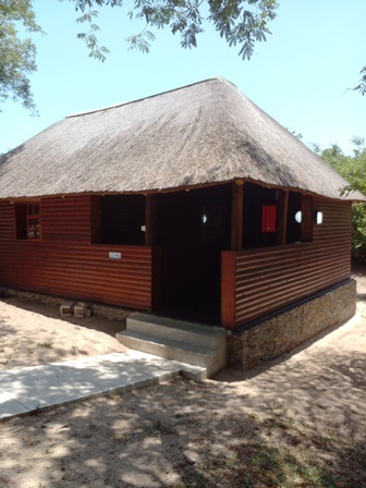 Bhanga Nek Lakeside Camp accommodation exterior